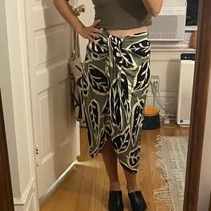 Patterned silk skirt (Zara)